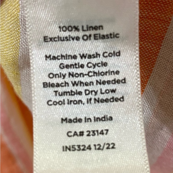 Talbots short sleeve top with smocked neckline. Yellow, pink,orange,blue SZ- Med - Picture 6 of 6